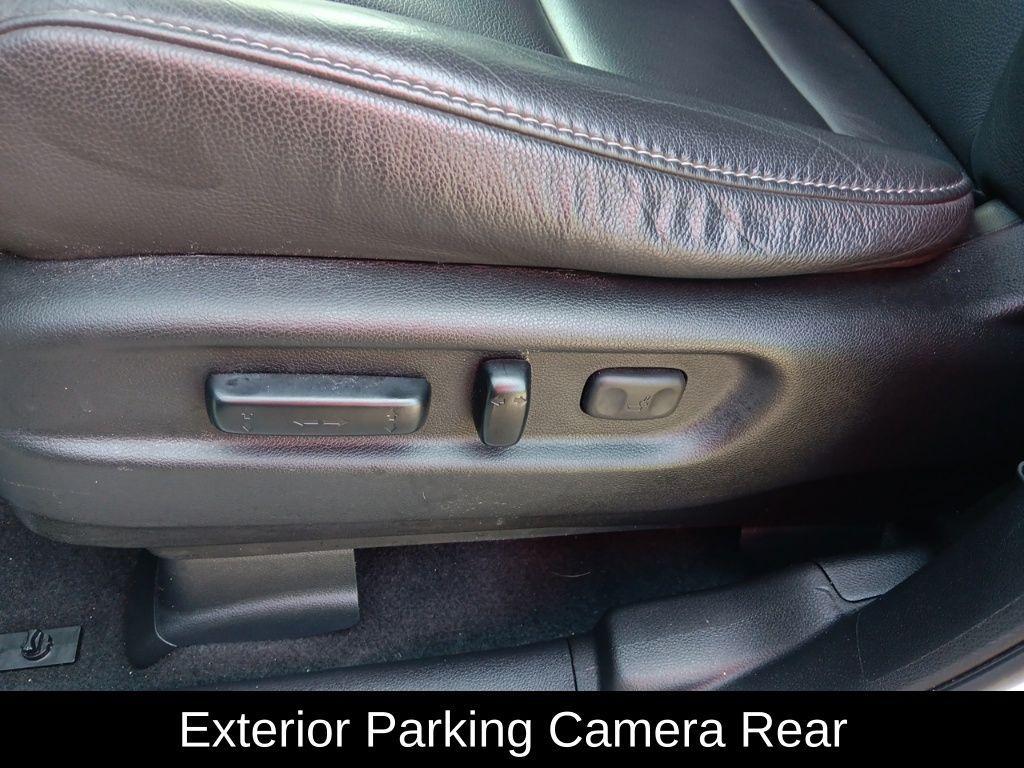 used 2022 Honda Pilot car, priced at $34,490