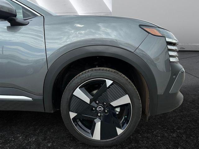 new 2025 Nissan Kicks car, priced at $26,979