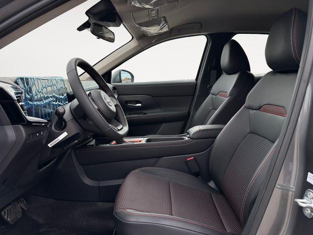 new 2025 Nissan Kicks car, priced at $26,979