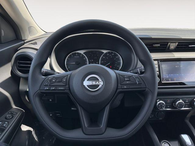 new 2025 Nissan Kicks Play car, priced at $23,382