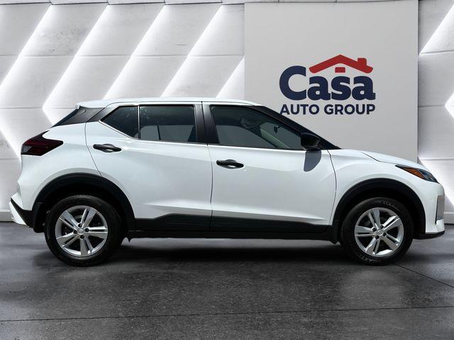 new 2025 Nissan Kicks Play car, priced at $23,382