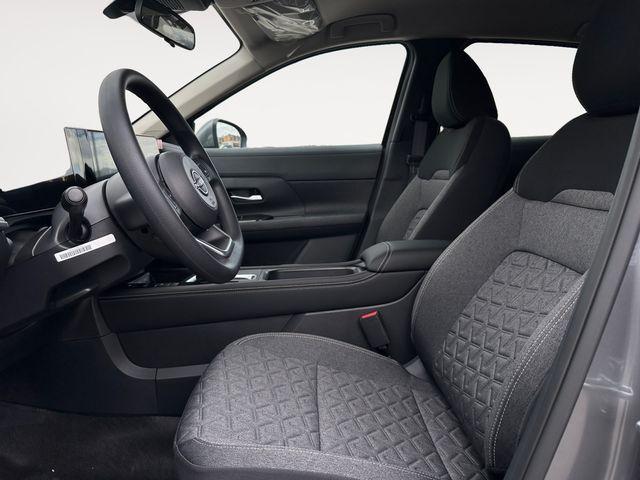 new 2025 Nissan Kicks car, priced at $27,741
