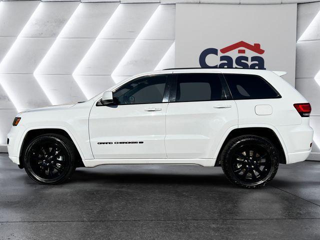 used 2022 Jeep Grand Cherokee WK car, priced at $25,000