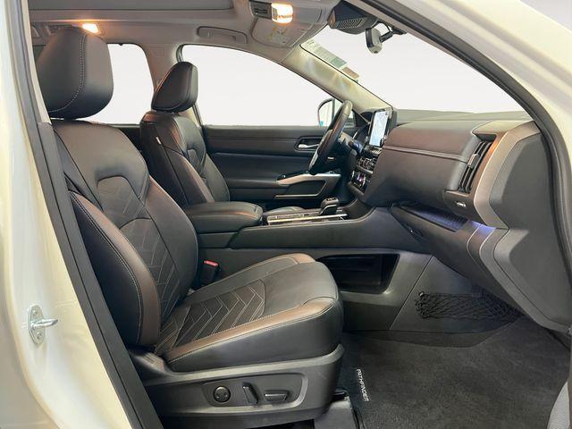 used 2024 Nissan Pathfinder car, priced at $40,000