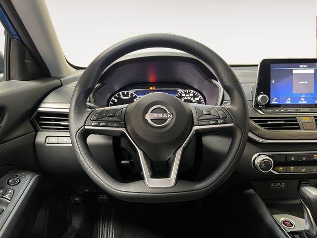 new 2025 Nissan Altima car, priced at $29,160