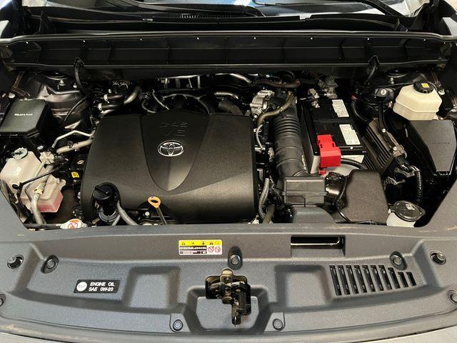 used 2021 Toyota Highlander car, priced at $32,000