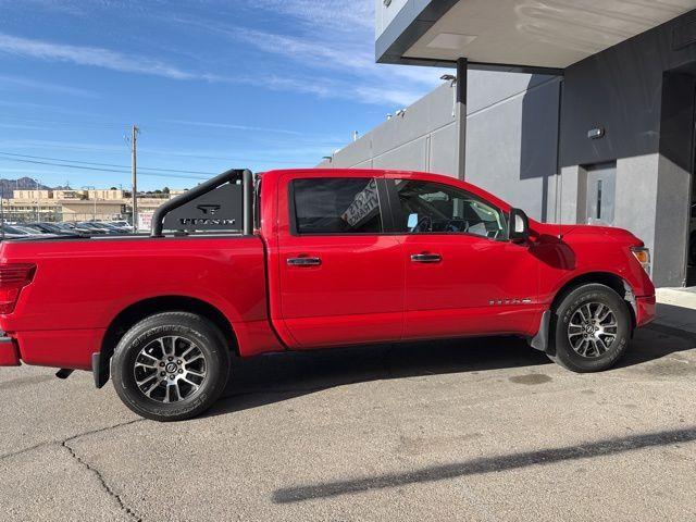 used 2021 Nissan Titan car, priced at $33,000