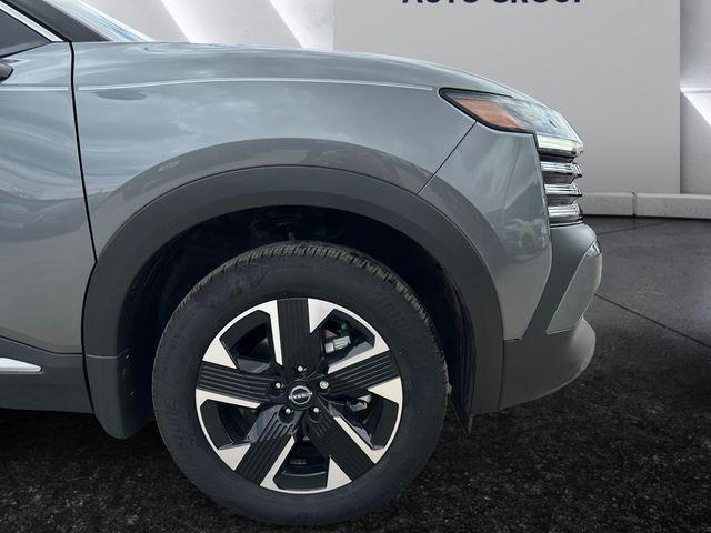 new 2025 Nissan Kicks car, priced at $27,022