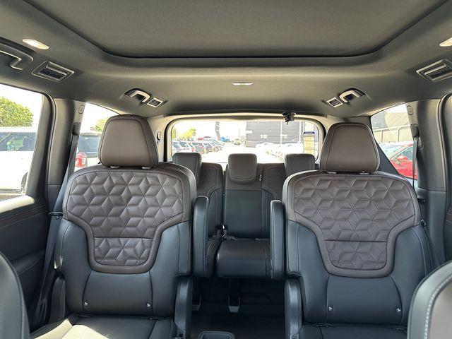 new 2025 Nissan Armada car, priced at $68,882