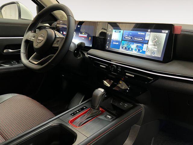 new 2025 Nissan Kicks car, priced at $33,995