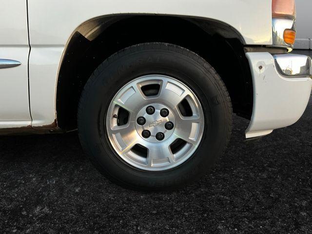 used 2007 GMC Sierra 1500 car, priced at $5,495