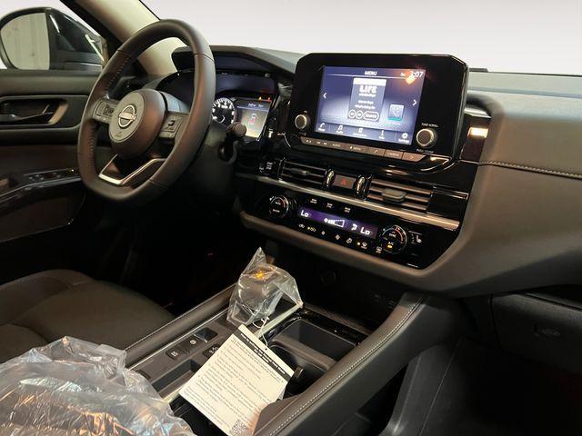 new 2025 Nissan Pathfinder car, priced at $43,910