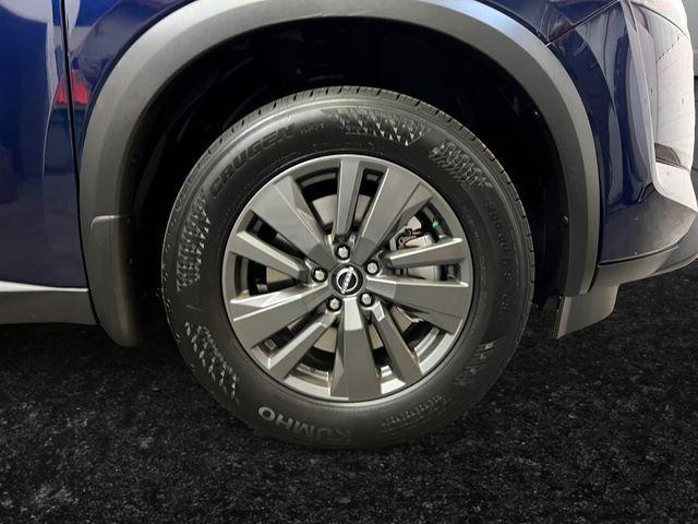 new 2025 Nissan Pathfinder car, priced at $43,910