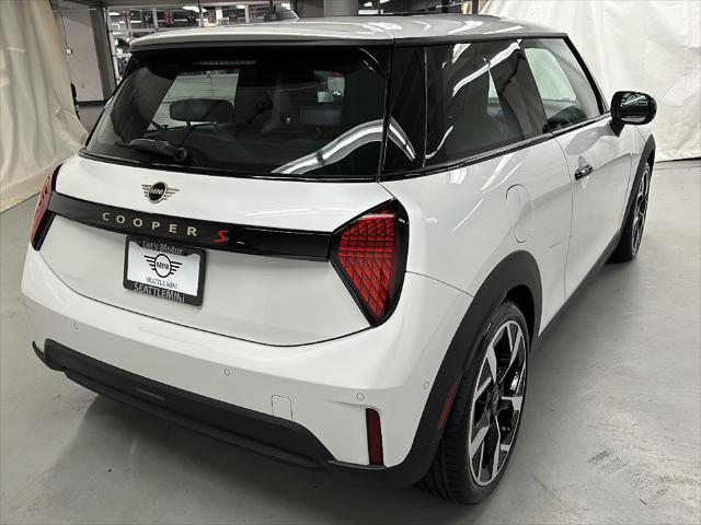 new 2025 MINI Hardtop car, priced at $37,195