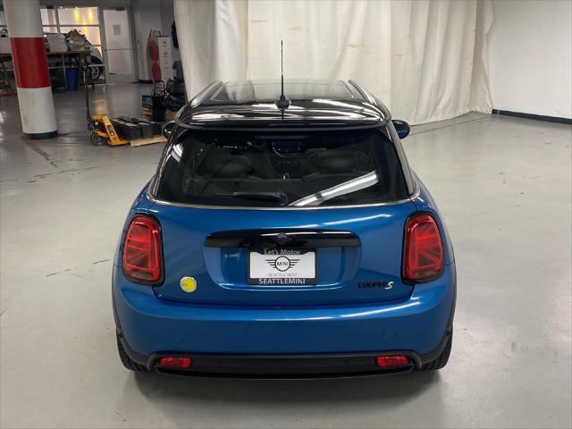 used 2023 MINI Hardtop car, priced at $26,779