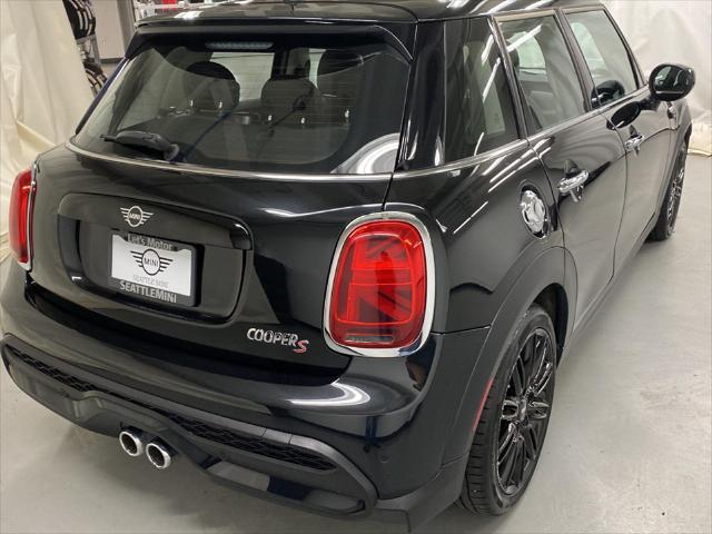 used 2024 MINI Hardtop car, priced at $27,799