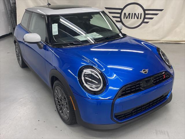 new 2025 MINI Hardtop car, priced at $36,235