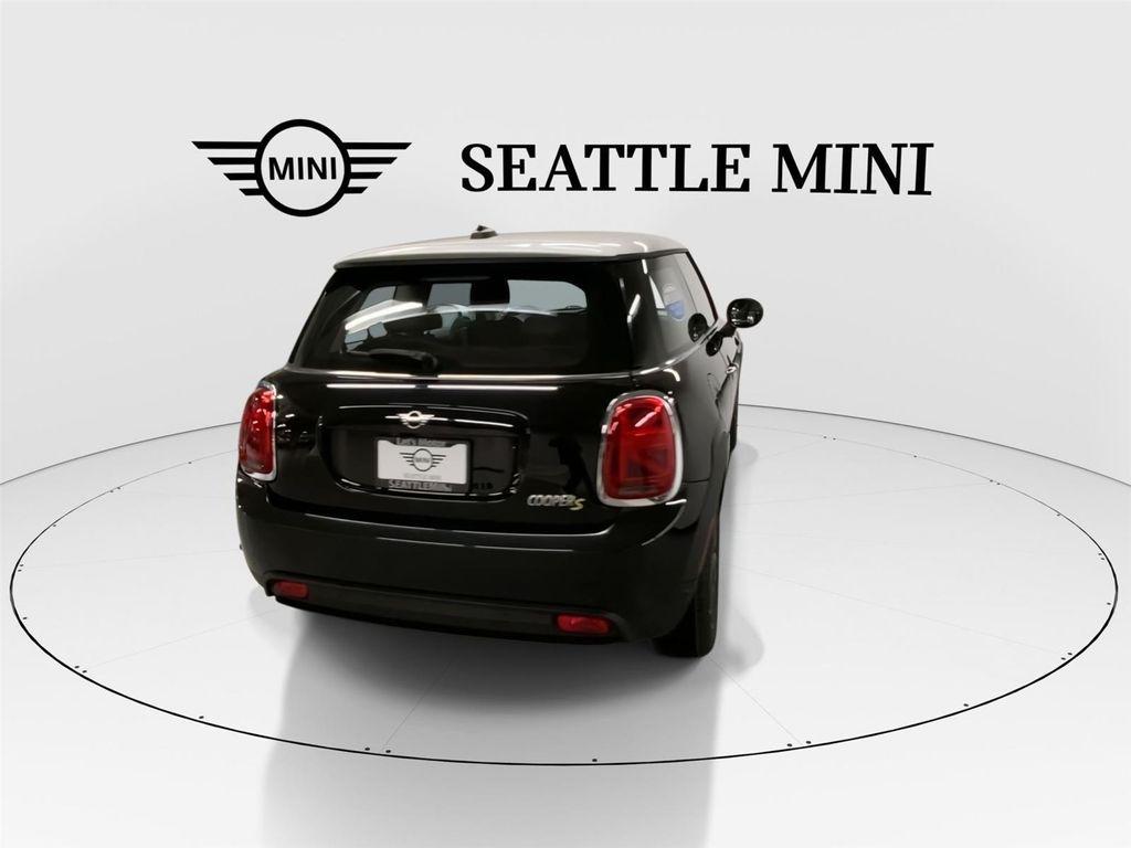used 2022 MINI Hardtop car, priced at $20,989