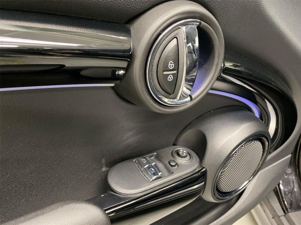 used 2022 MINI Hardtop car, priced at $20,989