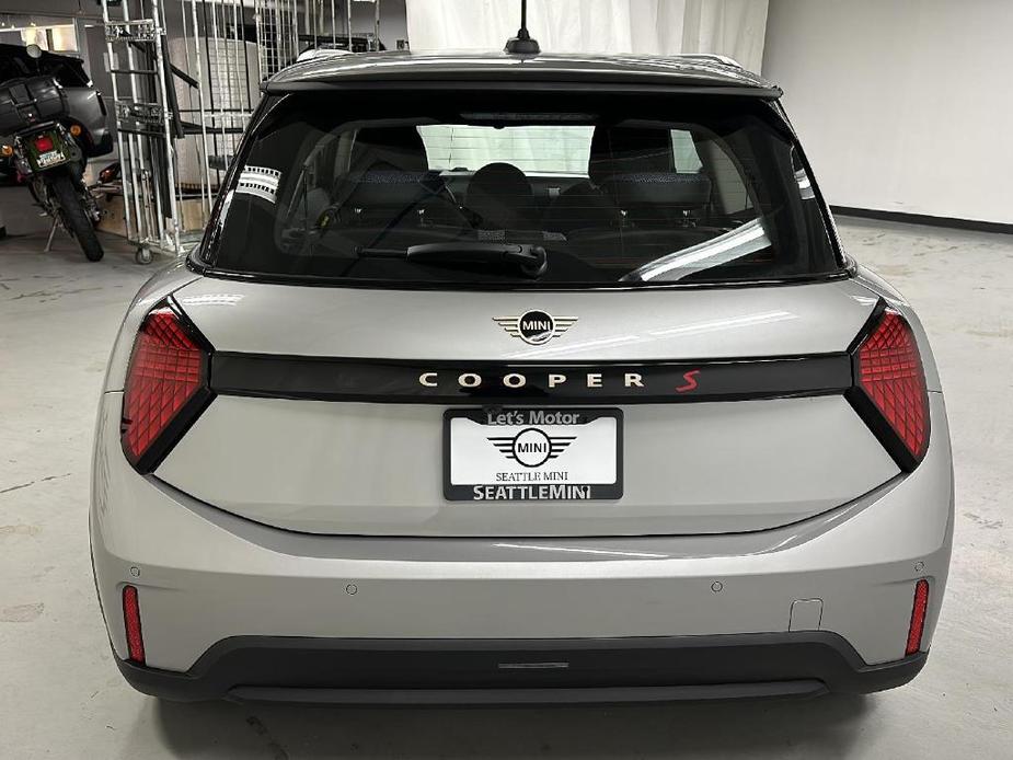 new 2025 MINI Hardtop car, priced at $35,845