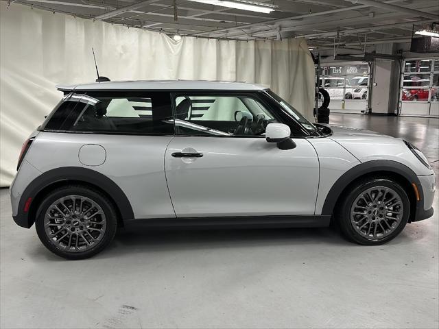 new 2025 MINI Hardtop car, priced at $35,595