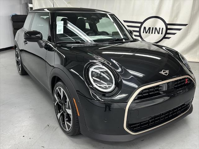 used 2025 MINI Hardtop car, priced at $34,979