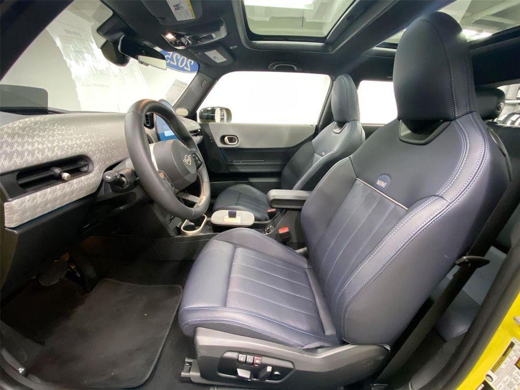 used 2025 MINI Hardtop car, priced at $32,989