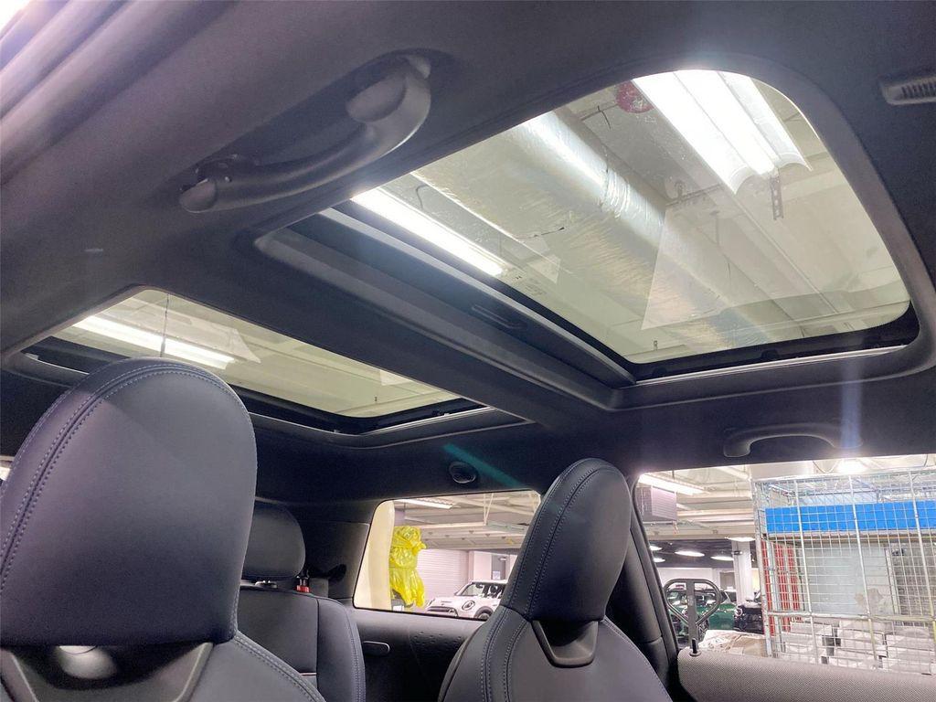 used 2025 MINI Hardtop car, priced at $32,989