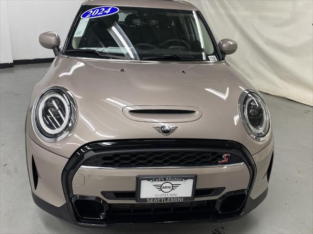 used 2024 MINI Hardtop car, priced at $27,794