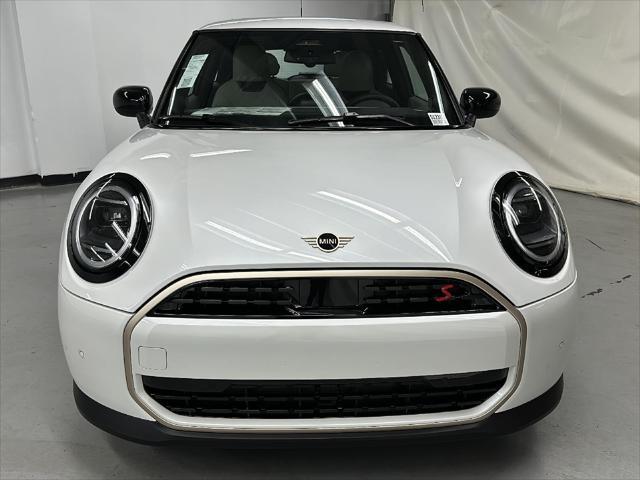 new 2025 MINI Hardtop car, priced at $35,595