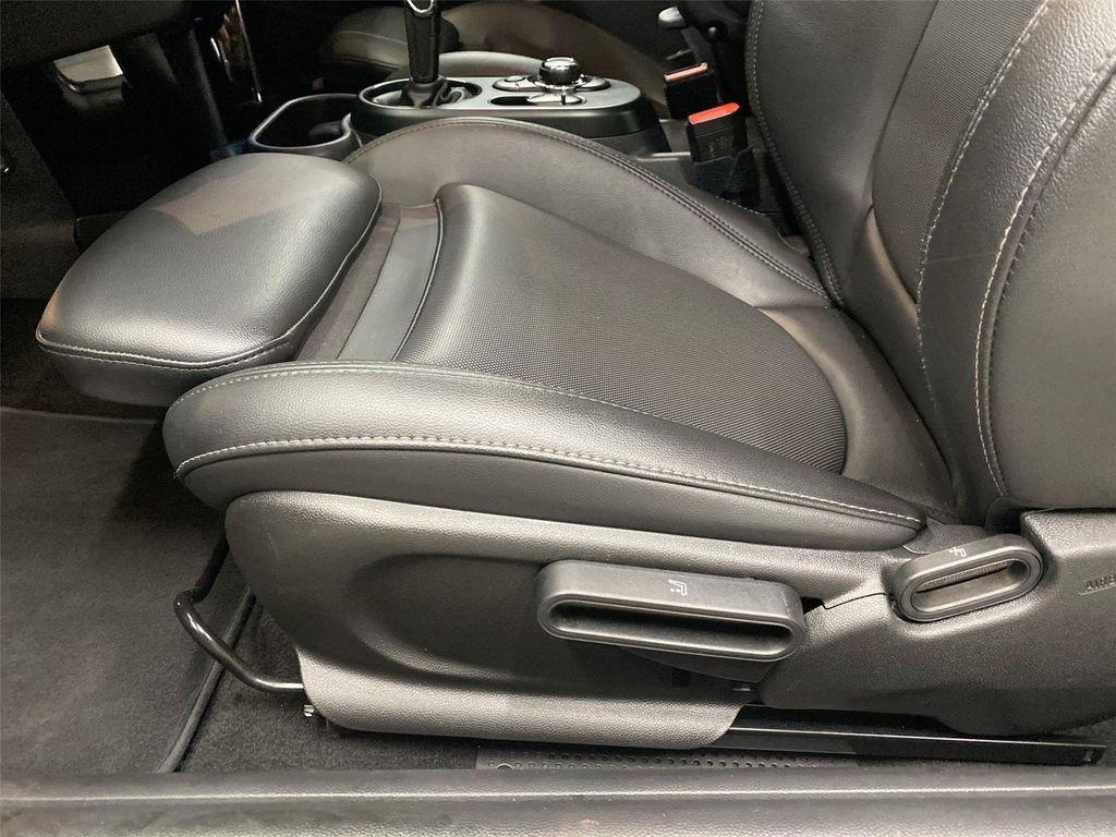 used 2022 MINI Hardtop car, priced at $22,499