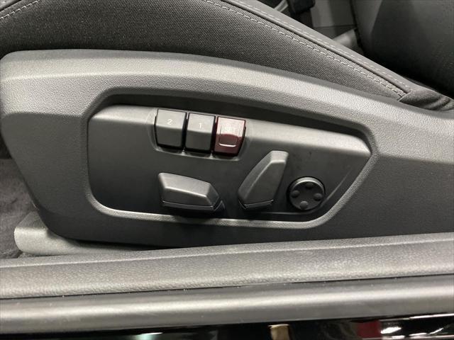 new 2025 MINI Hardtop car, priced at $43,775