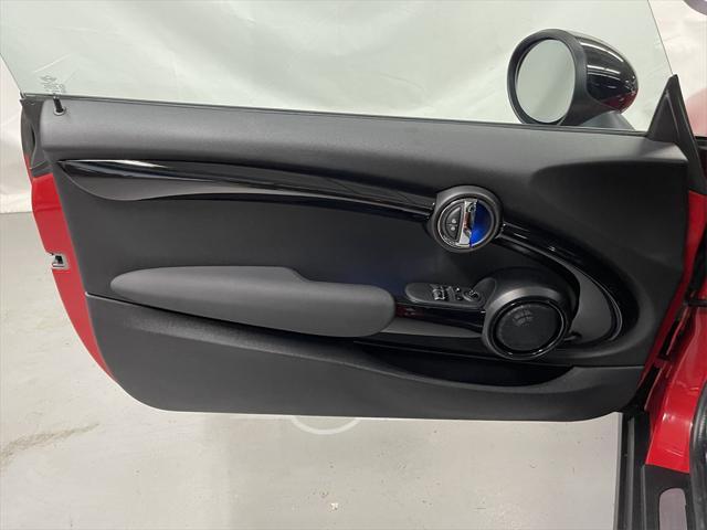 used 2019 MINI Hardtop car, priced at $21,499