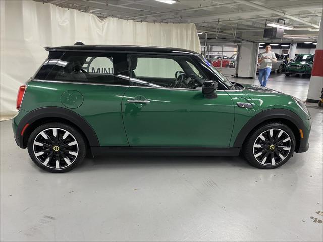 used 2023 MINI Hardtop car, priced at $28,998