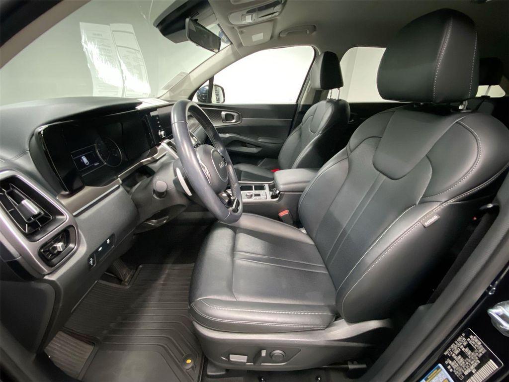 used 2022 Kia Sorento Hybrid car, priced at $27,349