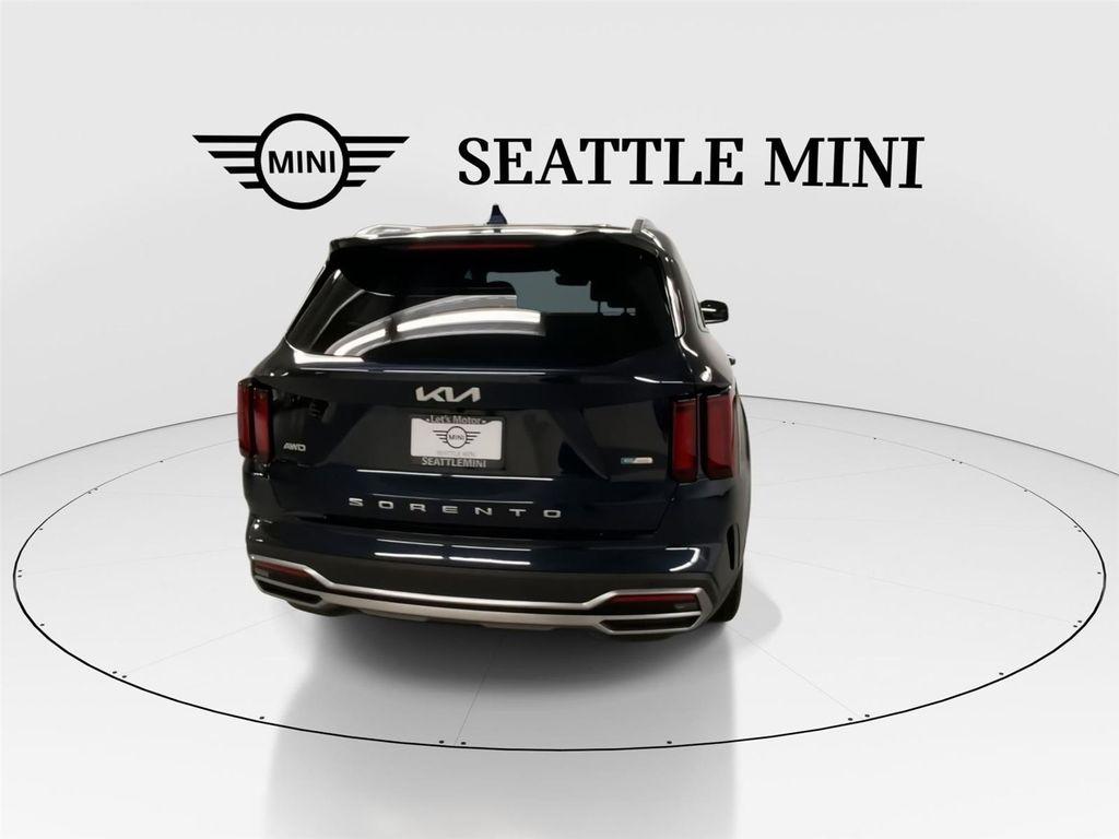 used 2022 Kia Sorento Hybrid car, priced at $27,349