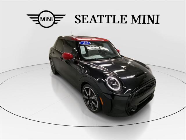 used 2023 MINI Hardtop car, priced at $27,489