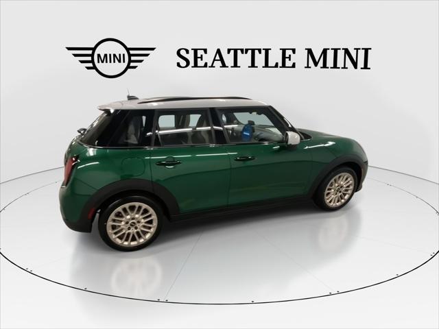 new 2025 MINI Hardtop car, priced at $35,085