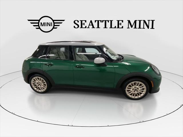 new 2025 MINI Hardtop car, priced at $35,085