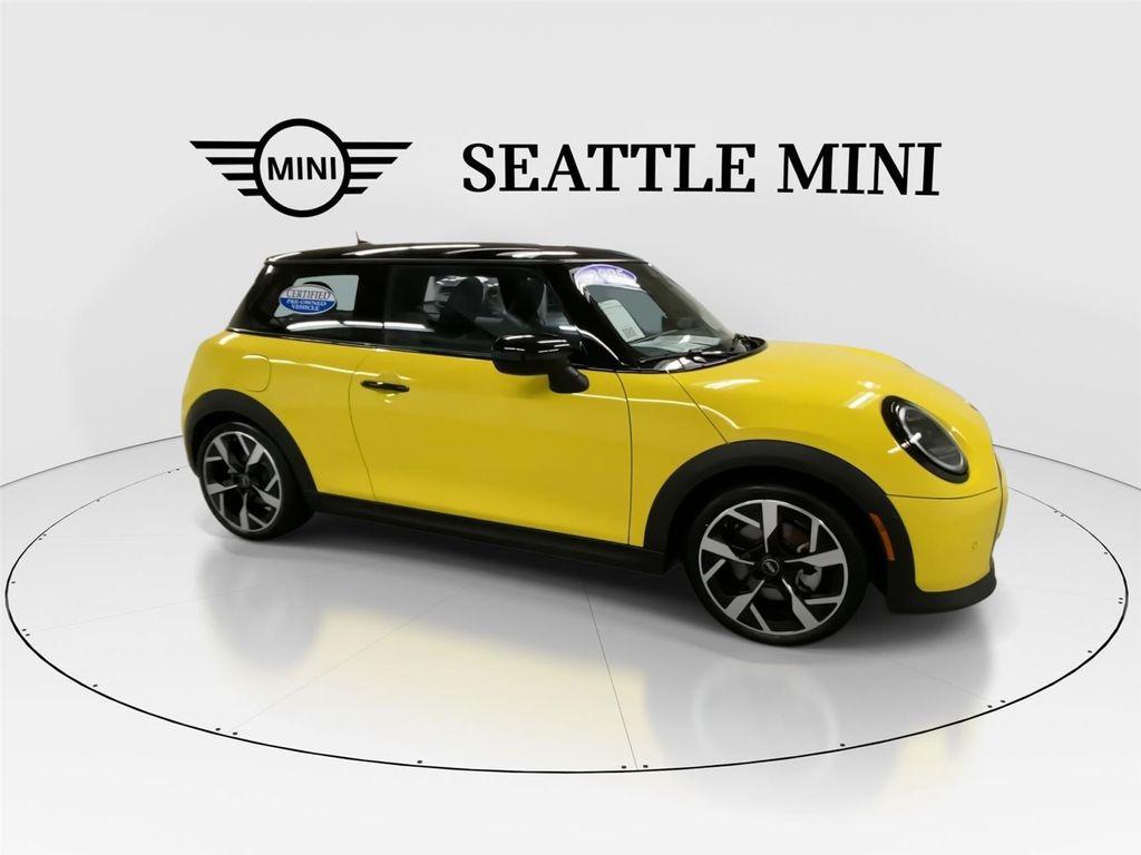 used 2025 MINI Hardtop car