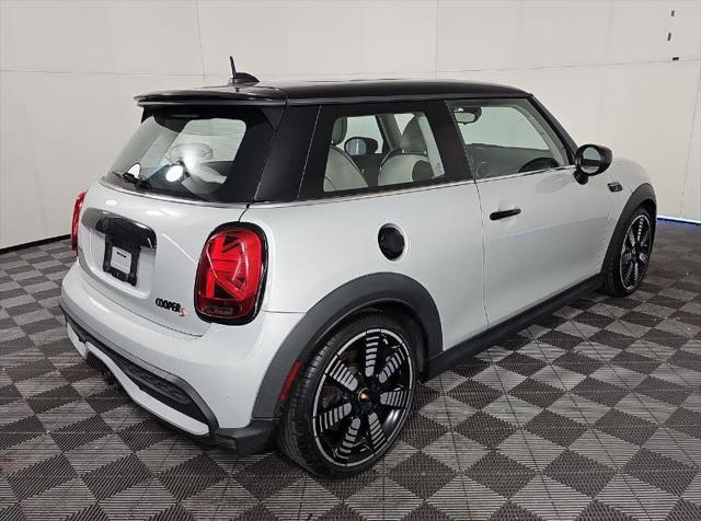 used 2022 MINI Hardtop car, priced at $29,979