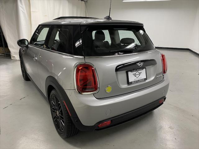 used 2024 MINI Hardtop car, priced at $29,979