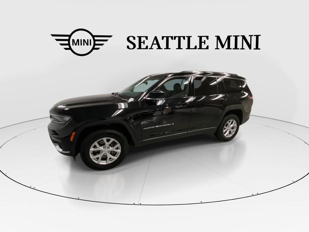 used 2024 Jeep Grand Cherokee L car, priced at $41,979