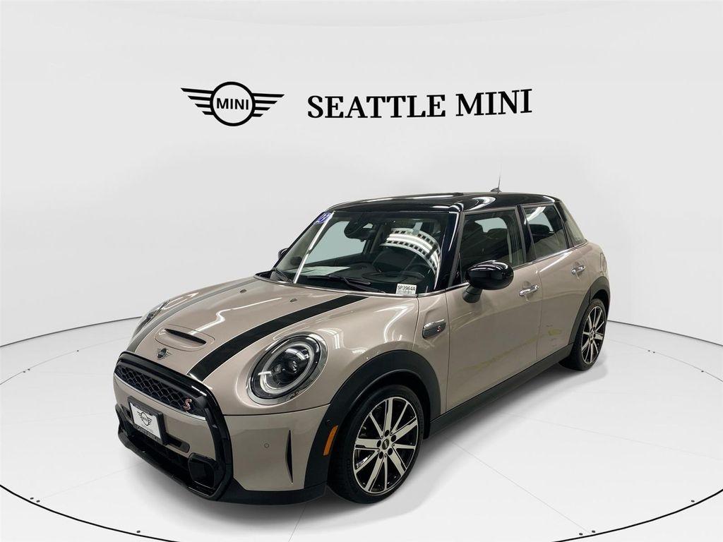 used 2023 MINI Hardtop car, priced at $26,989