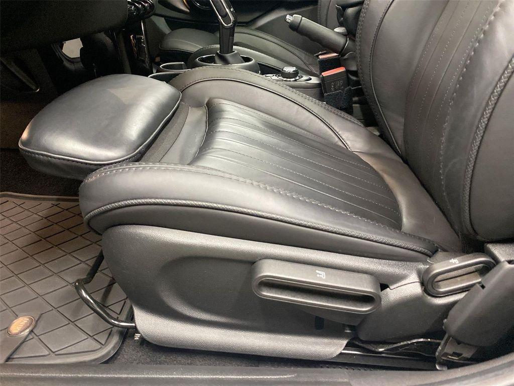 used 2023 MINI Hardtop car, priced at $26,989