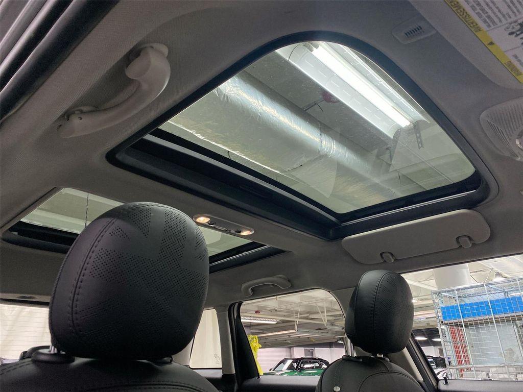 used 2023 MINI Hardtop car, priced at $26,989