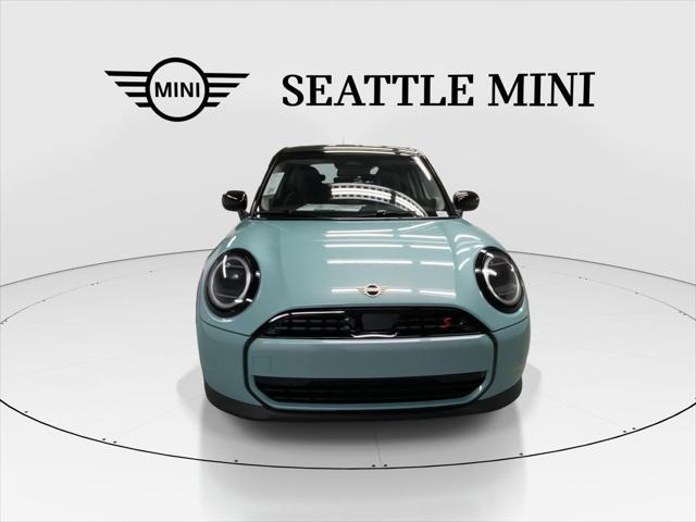 new 2025 MINI Hardtop car, priced at $38,105