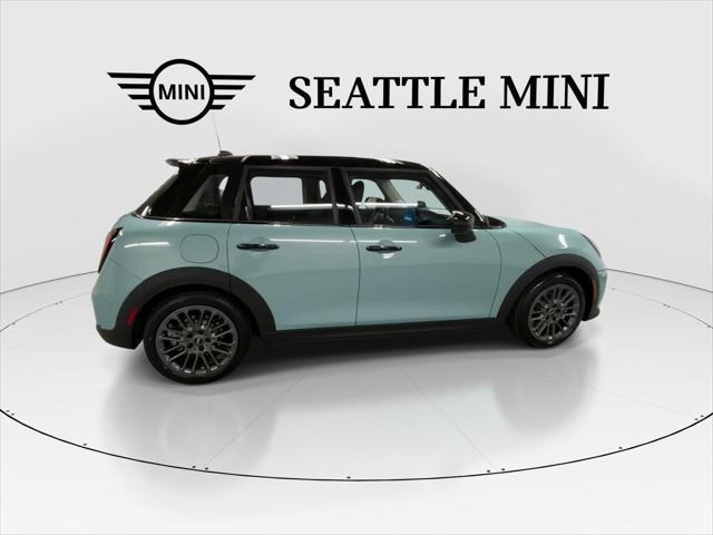 new 2025 MINI Hardtop car, priced at $38,105