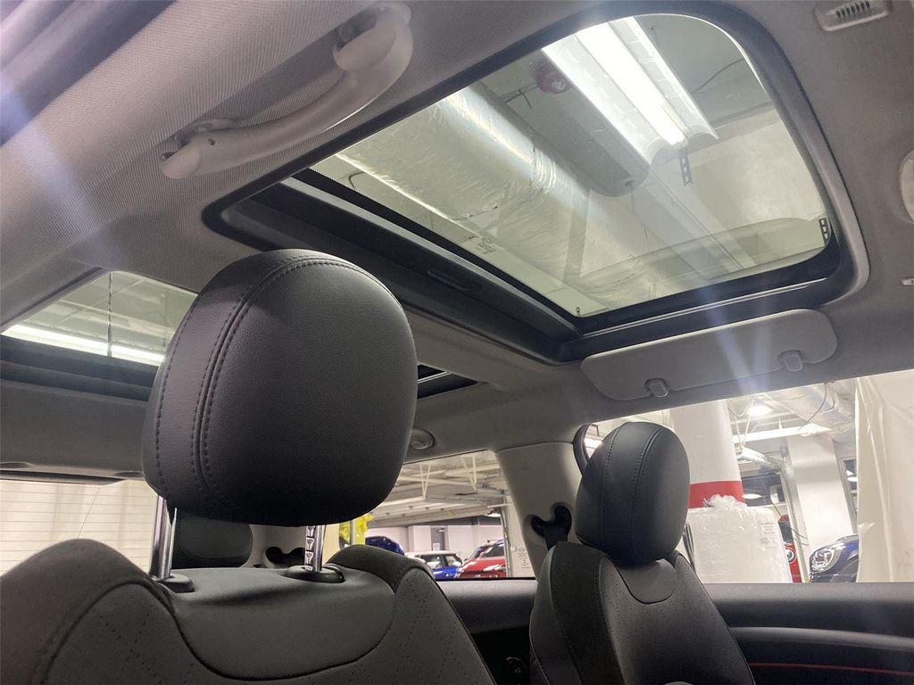 used 2022 MINI Hardtop car, priced at $24,989