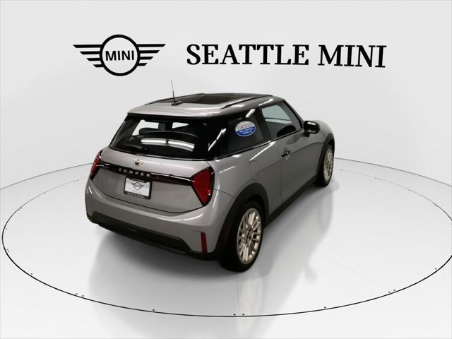 used 2025 MINI Hardtop car, priced at $34,499